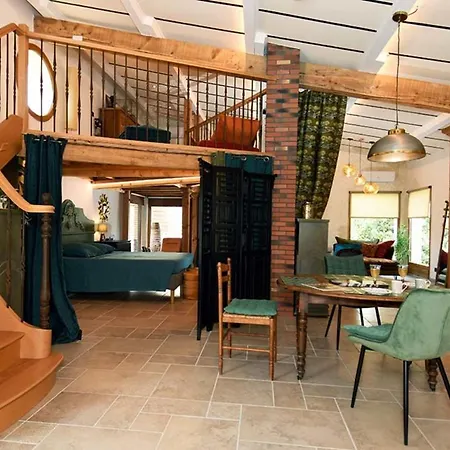 The Workshop - Atypical Loft Private Swimming Pool & Garden 3 Stars Holiday home Aubais