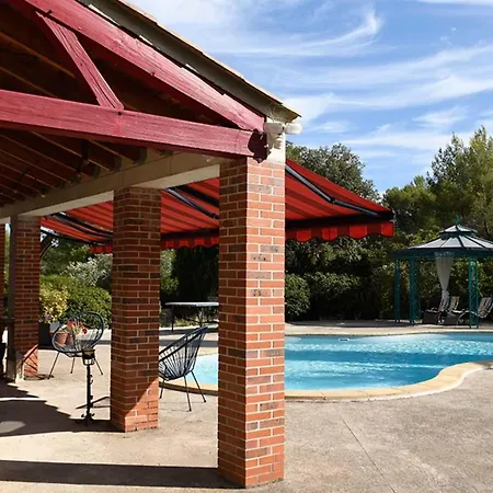 The Workshop - Atypical Loft Private Swimming Pool & Garden 3 Stars Holiday home Aubais